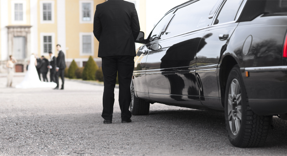 Limousine & Chauffeur Transportation in Houston TX, Galveston TX, Pearland TX & More